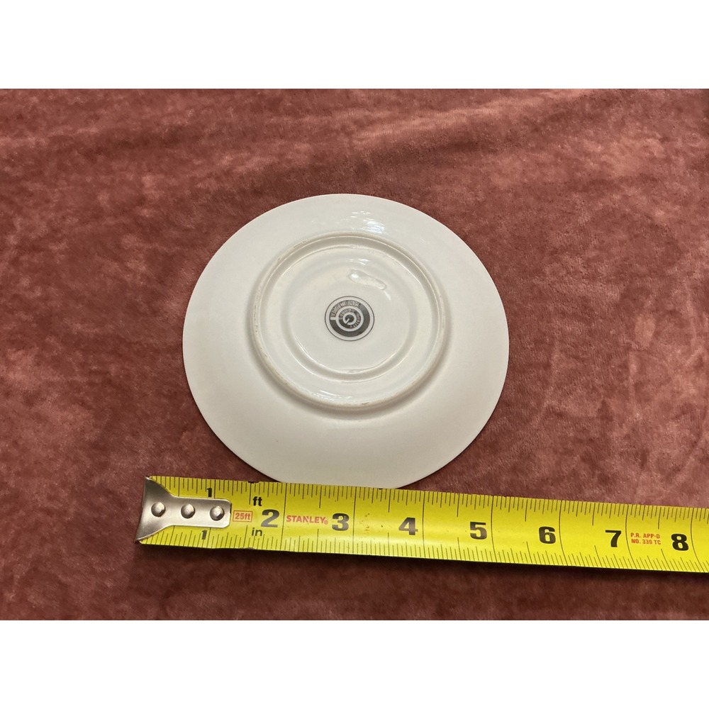 Vintage Quality Goods Canada Provinces Crests Souvenir Saucer Plate 4.75in - Picture 7 of 8